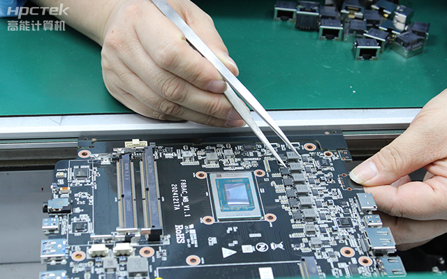 【工控科普】一片主板可以有多少路CPU？(圖1)